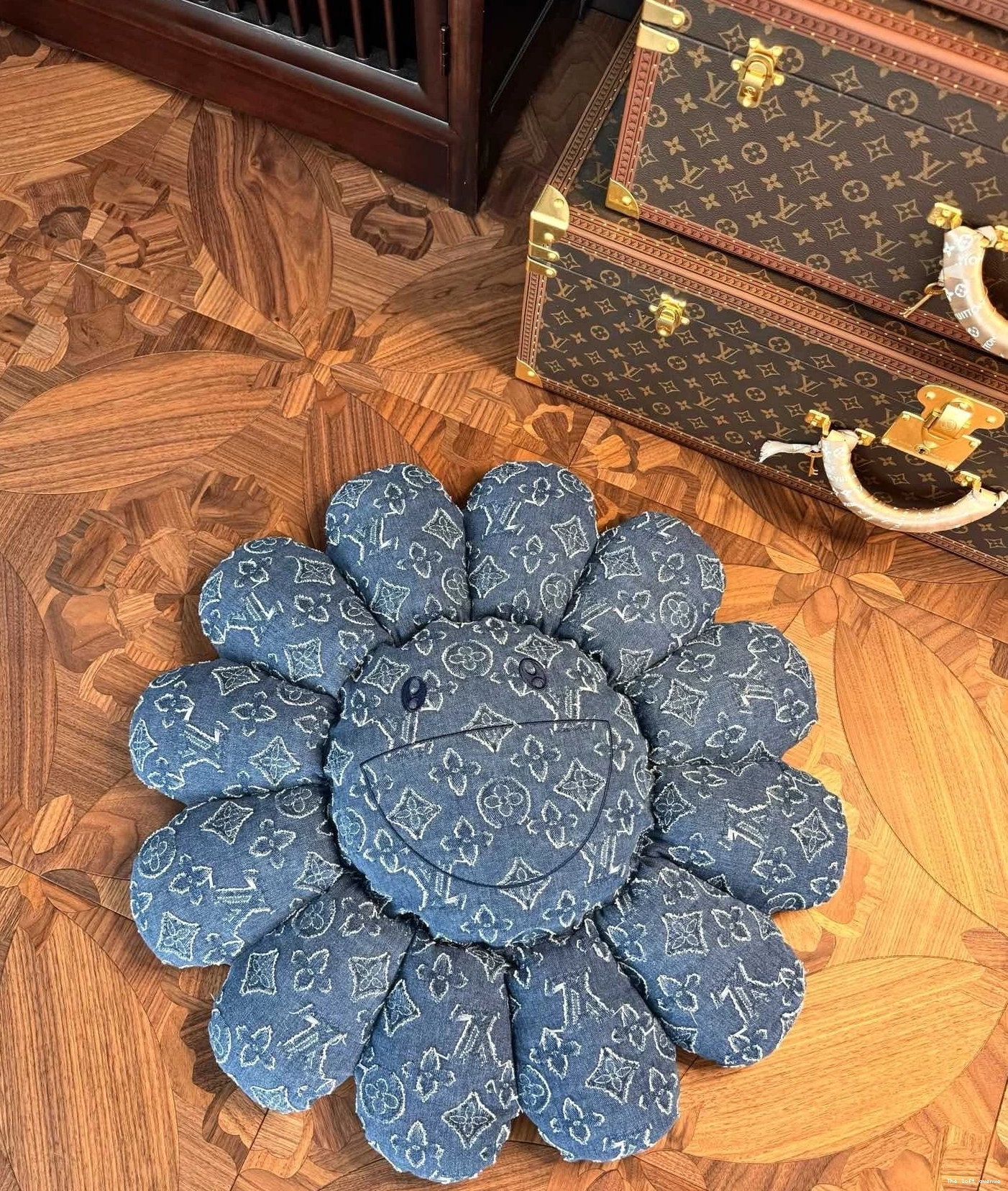 PLUSH FLOWER CUSTOM LV MURAKAMI 0818